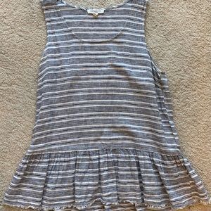 Beach lunch lounge linen tank